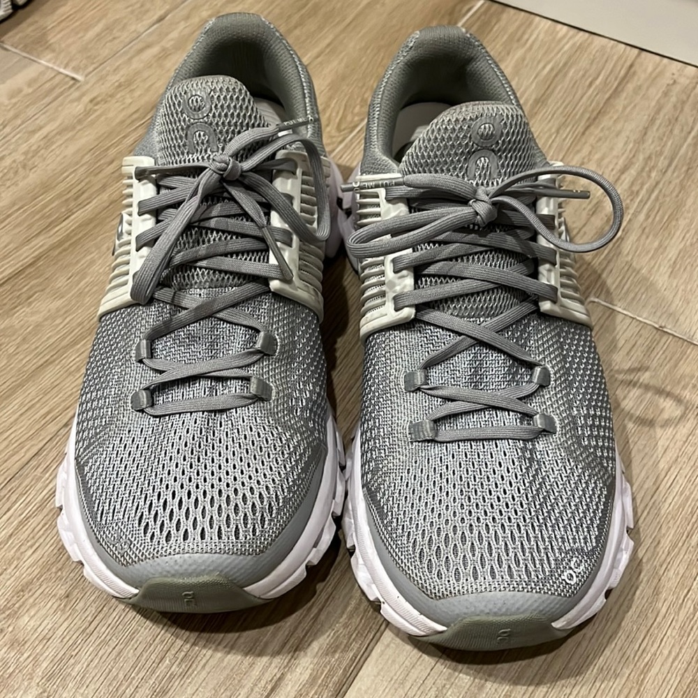 On cloudtec sneakers